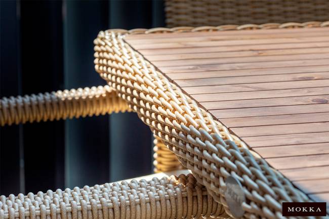 MOKKA BELLA стол прямоугольный с деревянной столешницей, соломенный MOKKA BELLA стол прямоугольный с деревянной столешницей, соломенный