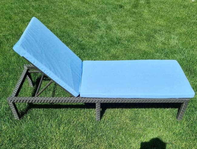 Усиленный плетеный шезлонг Strong