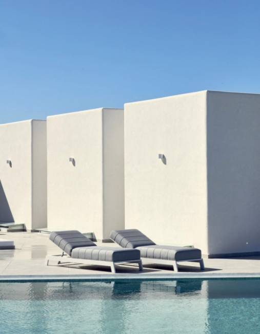 Шезлонг-лежак металлический Bite белый, светло-серый 2030х900х600 мм Шезлонг-лежак металлический Bite белый, светло-серый 2030х900х600 мм