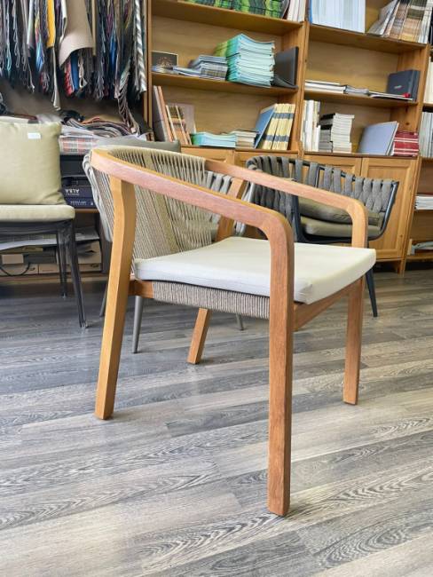 Кресло деревянное с подушками Pablito 660х580х740 мм