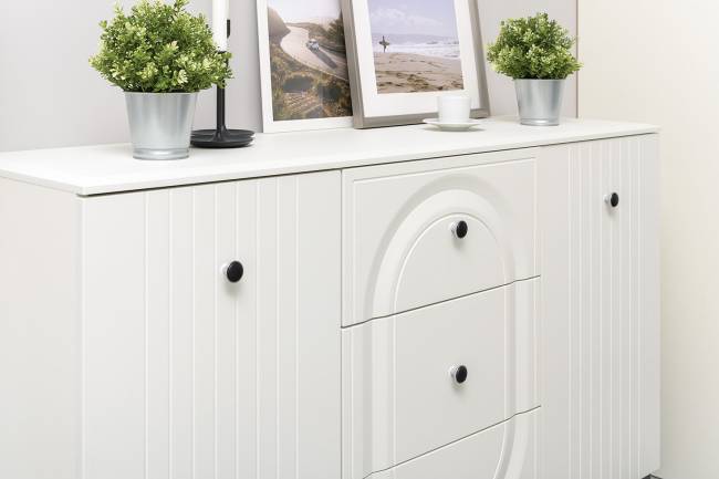 Комод для ТВ-аппаратуры с навесной полкой и широкий сервант Валенсия цвет белый шагрень Комод для ТВ-аппаратуры с навесной полкой и широкий сервант Валенсия цвет белый шагрень