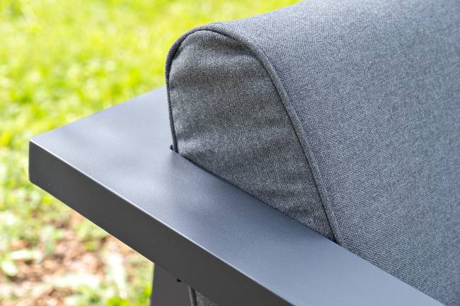 "Гранада" лаунж-зона из алюминия со столиком из HPL