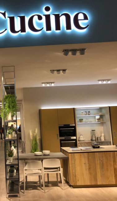 Кресло пластиковое Abuela B белый 580х525х765 мм