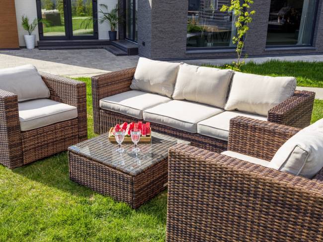 Лаунж-зона KARL с трёхместным диваном (коричневая)